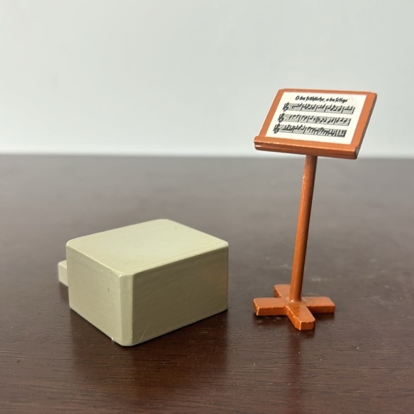 Wendt and Kuhn Erzebirge stage and music stand accessories for wooden figures - Picture 1 of 11